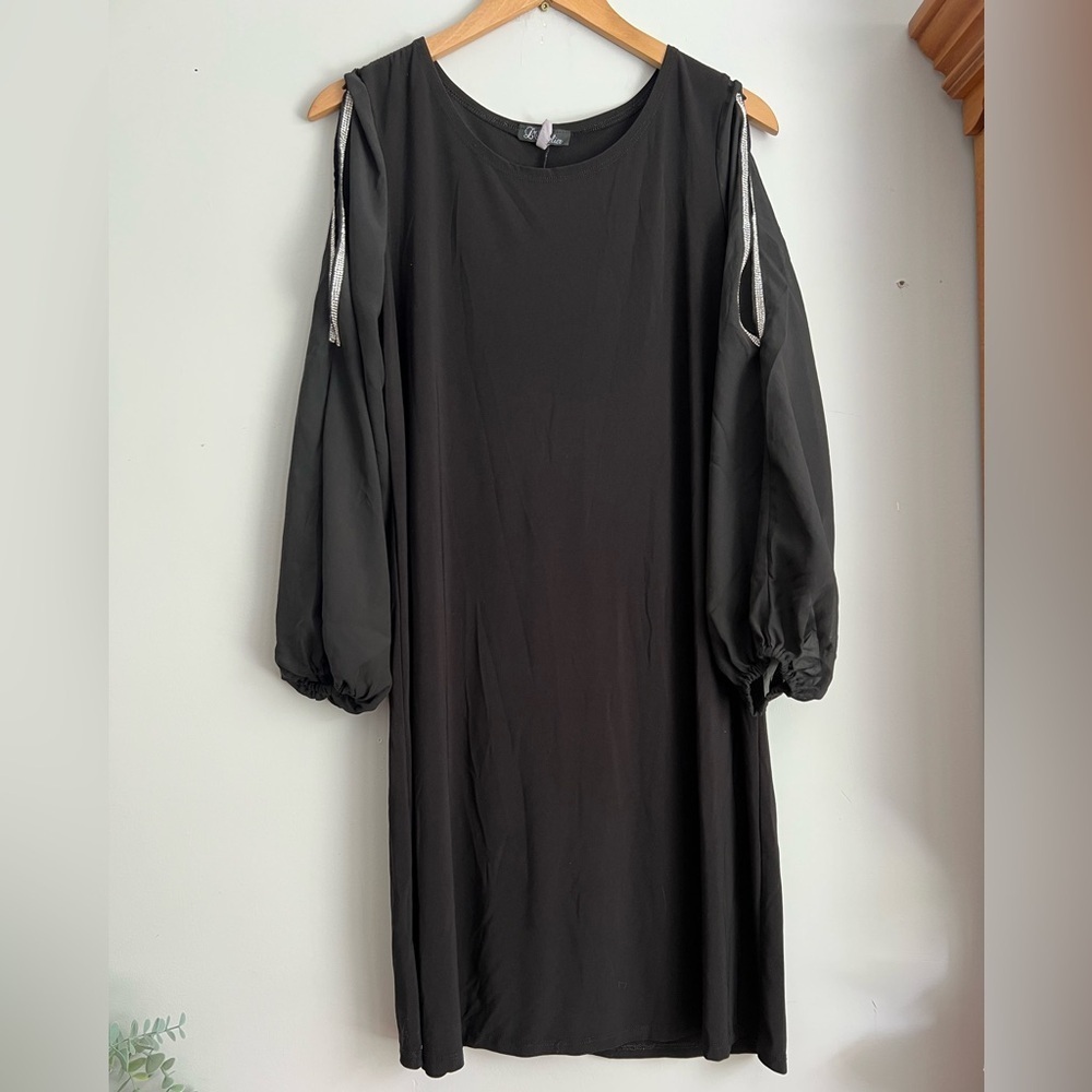 L’Atelier Elegant Black Dress with Silver Accents Size Medium